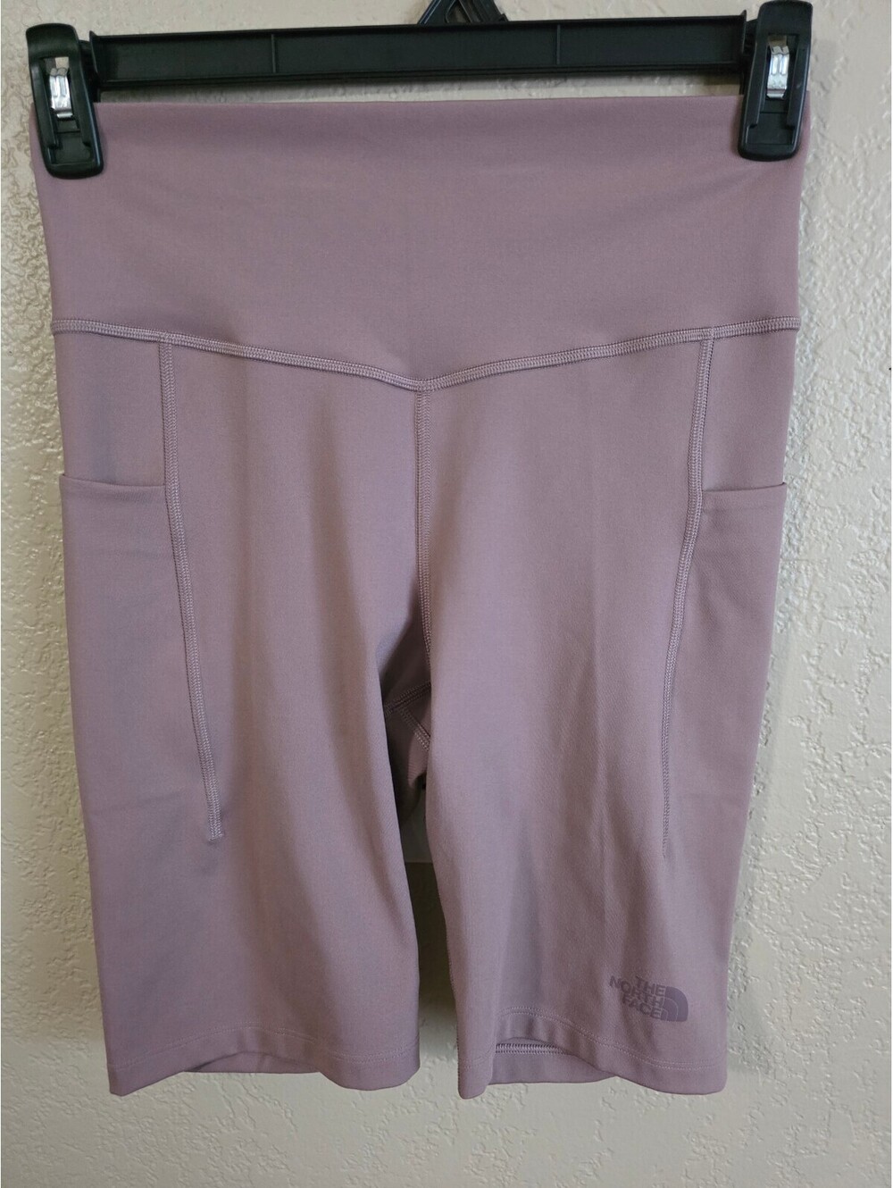 The North Face Women's High Waist Biker Shorts with Pockets, Size Large